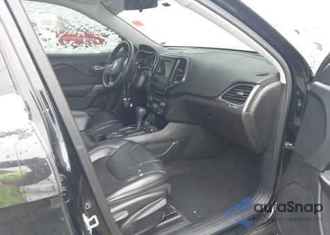 2019 Jeep Cherokee Latitude Plus 4X4 z USA, uszkodzony, nr VIN 1C4PJMLBXKD237512